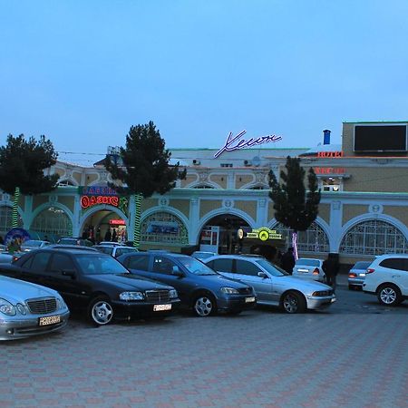Хотел Хесон Khujand Exteriör bild